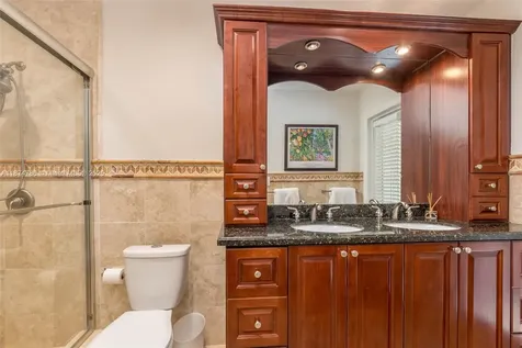 16081 SW 86th Avenue Palmetto Bay FL 33157