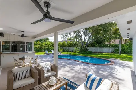 16081 SW 86th Avenue Palmetto Bay FL 33157