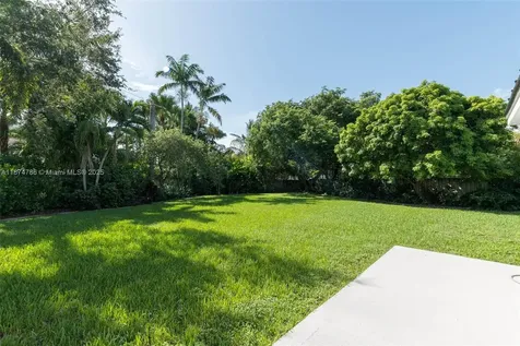 16081 SW 86th Avenue Palmetto Bay FL 33157