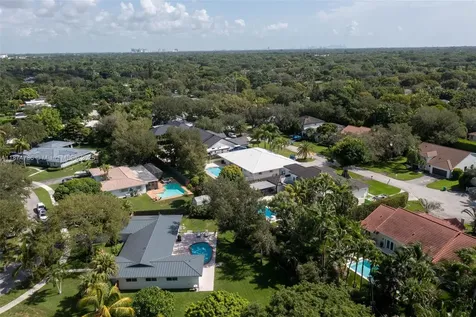 16081 SW 86th Avenue Palmetto Bay FL 33157