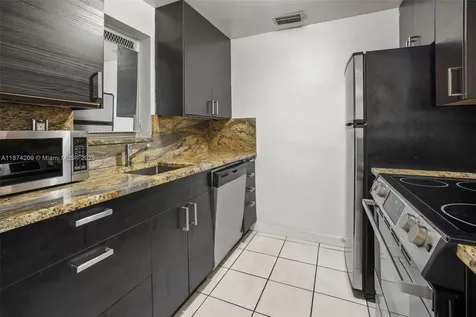 641 Espanola Way Miami Beach FL 33139