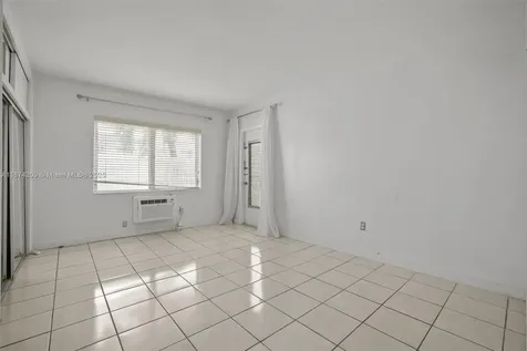 641 Espanola Way Miami Beach FL 33139