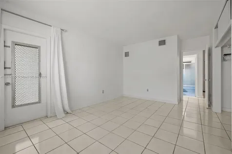 641 Espanola Way Miami Beach FL 33139