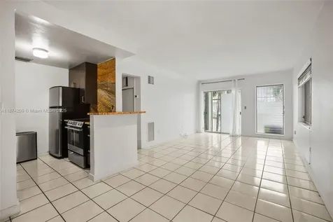 641 Espanola Way Miami Beach FL 33139