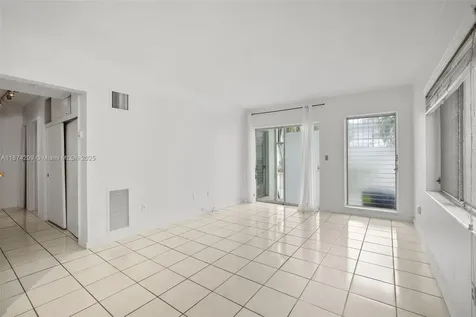 641 Espanola Way Miami Beach FL 33139