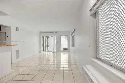 641 Espanola Way Miami Beach FL 33139
