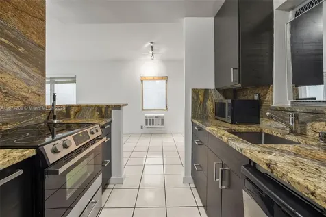 641 Espanola Way Miami Beach FL 33139