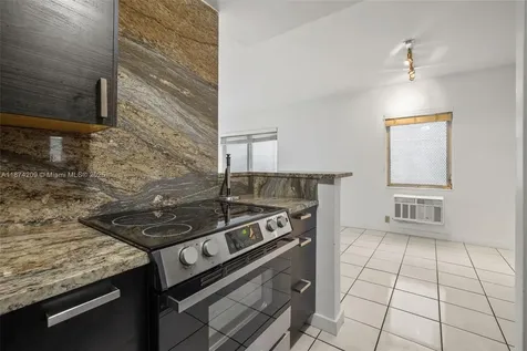 641 Espanola Way Miami Beach FL 33139