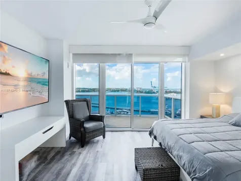 400 Alton Road Miami Beach FL 33139