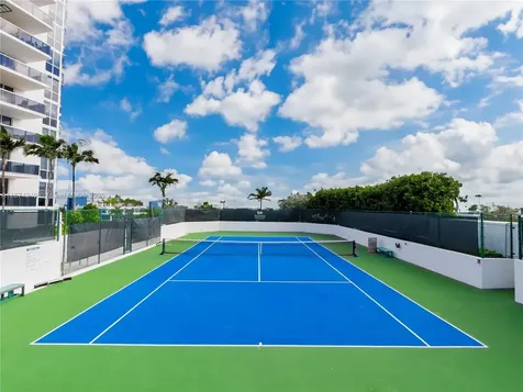 400 Alton Road Miami Beach FL 33139