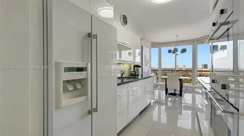 3598 Yacht Club Drive Aventura FL 33180