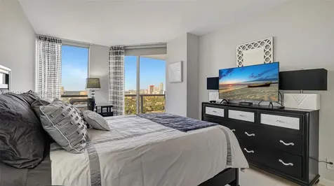 3598 Yacht Club Drive Aventura FL 33180