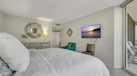 3598 Yacht Club Drive Aventura FL 33180
