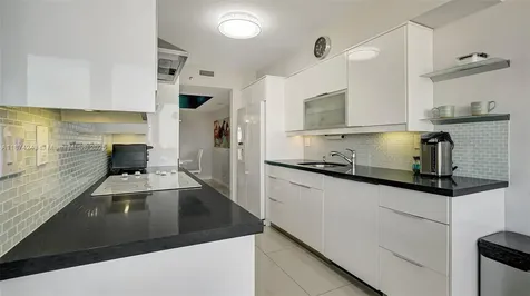 3598 Yacht Club Drive Aventura FL 33180