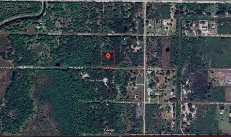 21229 NW 252 Street Okeechobee FL 34972