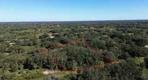 21229 NW 252 Street Okeechobee FL 34972