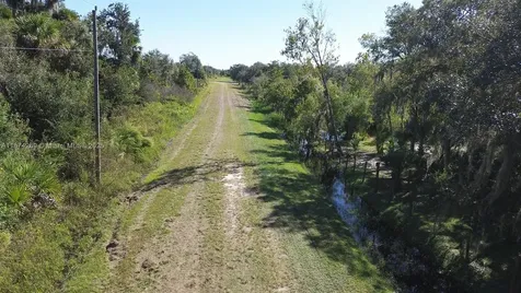 21229 NW 252 Street Okeechobee FL 34972