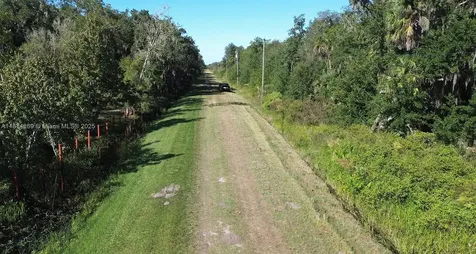 21229 NW 252 Street Okeechobee FL 34972