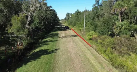 21229 NW 252 Street Okeechobee FL 34972