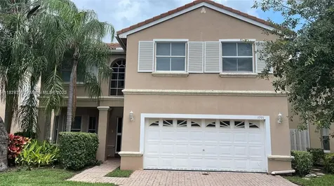 1095 Weeping Willow Way Hollywood FL 33019