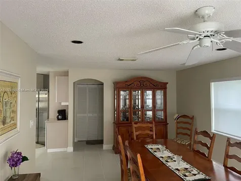 1095 Weeping Willow Way Hollywood FL 33019