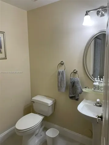 1095 Weeping Willow Way Hollywood FL 33019