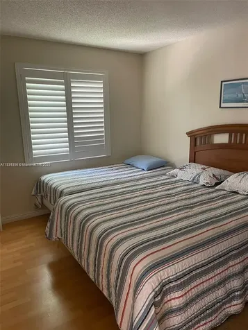 1095 Weeping Willow Way Hollywood FL 33019