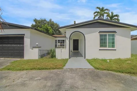 9411 NW 19th Street Pembroke Pines FL 33024