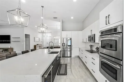5646 NW 109th Lane Coral Springs FL 33076