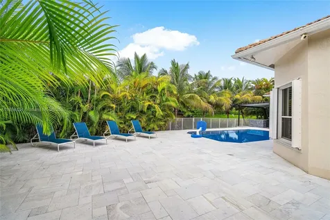 5646 NW 109th Lane Coral Springs FL 33076