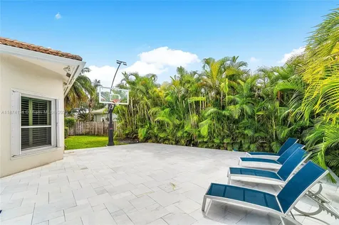 5646 NW 109th Lane Coral Springs FL 33076