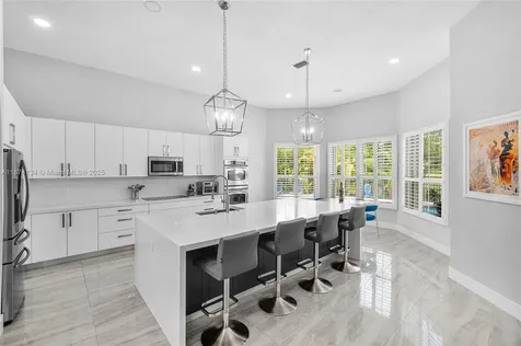 5646 NW 109th Lane Coral Springs FL 33076