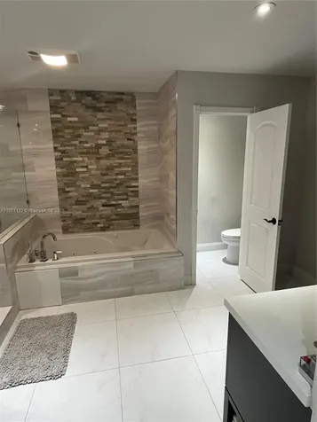 7521 SW 57th Terrace Miami FL 33143