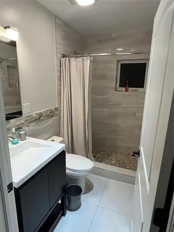 7521 SW 57th Terrace Miami FL 33143