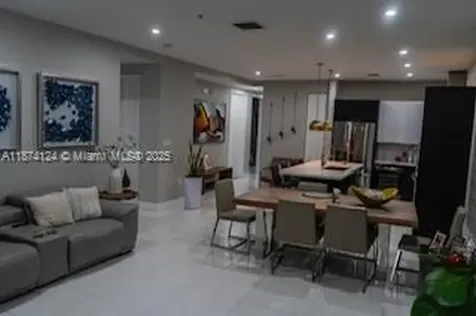 10255 NW 63 Terrace Doral FL 33178