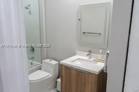 10255 NW 63 Terrace Doral FL 33178