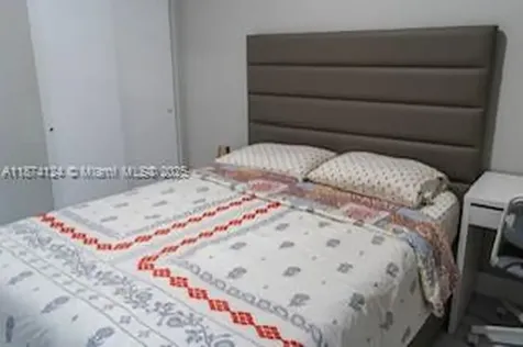 10255 NW 63 Terrace Doral FL 33178