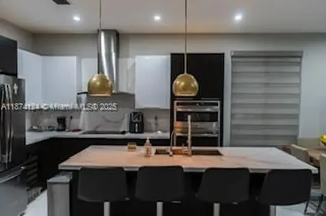10255 NW 63 Terrace Doral FL 33178