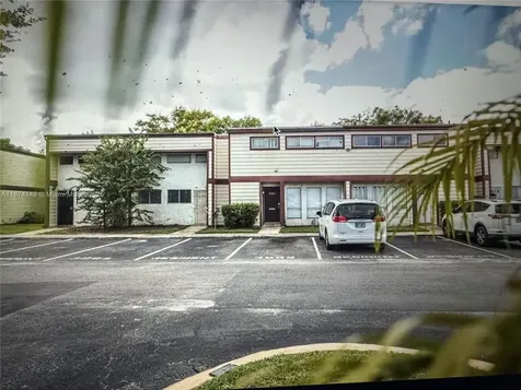 3984 Crayrich Circle Orlando FL 32839
