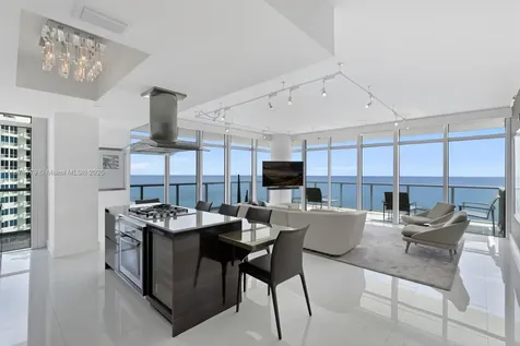 3737 Collins Avenue Miami Beach FL 33140