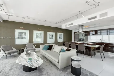 3737 Collins Avenue Miami Beach FL 33140