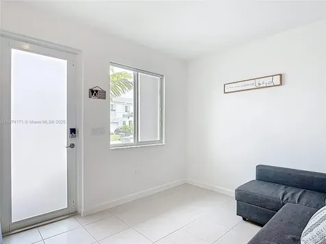 716 SE 14th Street Homestead FL 33034