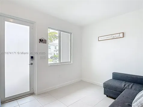 716 SE 14th Street Homestead FL 33034
