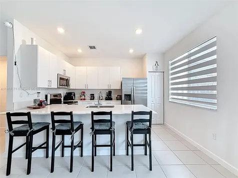 716 SE 14th Street Homestead FL 33034
