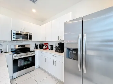 716 SE 14th Street Homestead FL 33034