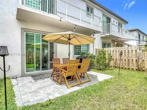 716 SE 14th Street Homestead FL 33034