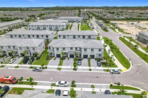 716 SE 14th Street Homestead FL 33034
