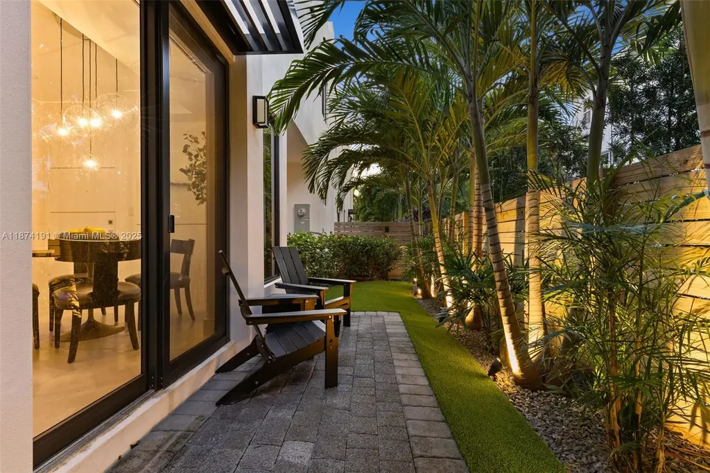 2679 NE 8th Avenue Fort Lauderdale FL 33334