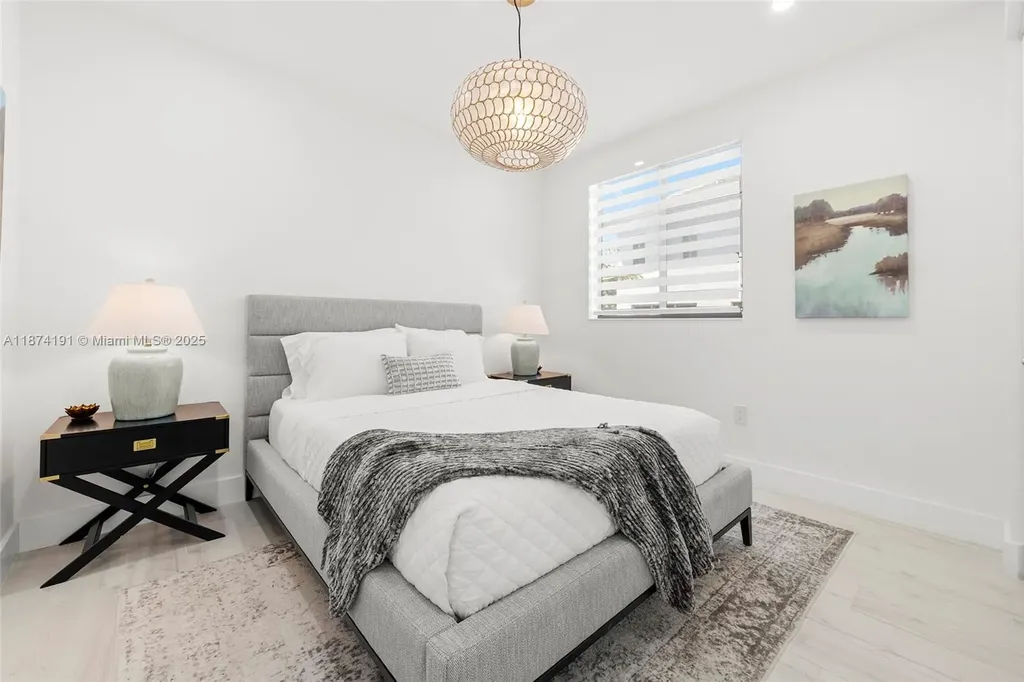 2679 NE 8th Avenue Fort Lauderdale FL 33334