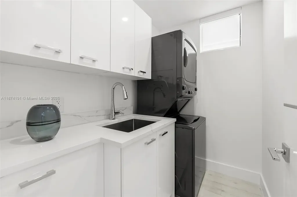 2679 NE 8th Avenue Fort Lauderdale FL 33334